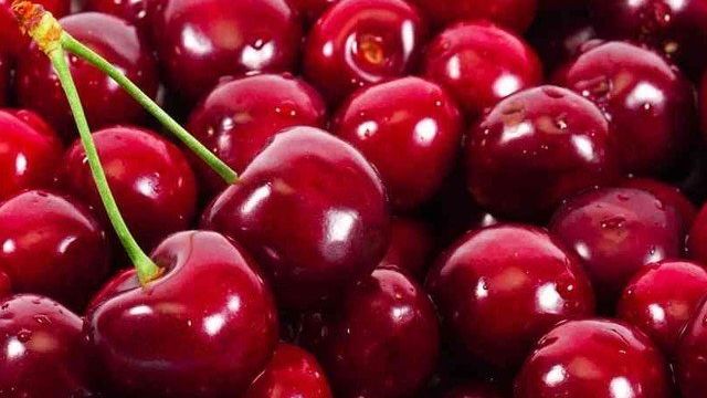 Ягоды вишни: полезные свойства и противопоказания