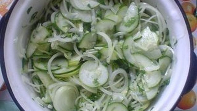 Заготовка на зиму и салат из огурцов Нежинский